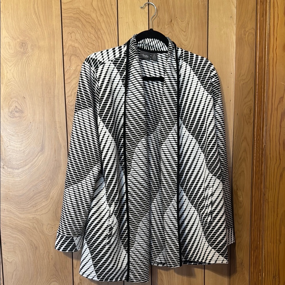 Chico’s Black and White Chevron Blazer with Wide Lapel